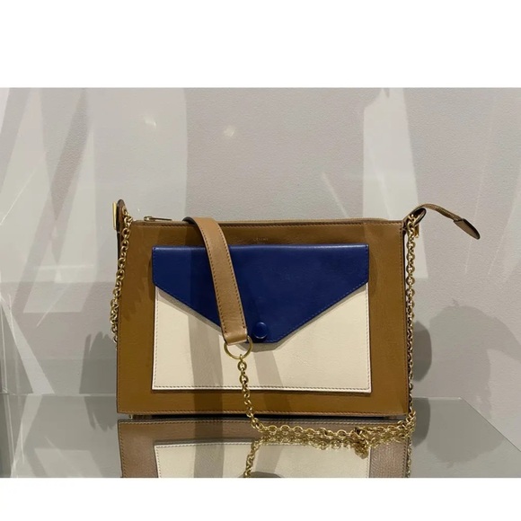 Celine Tan and Blue Shoulder Bag with Gold Chain - Picture 4 of 6
